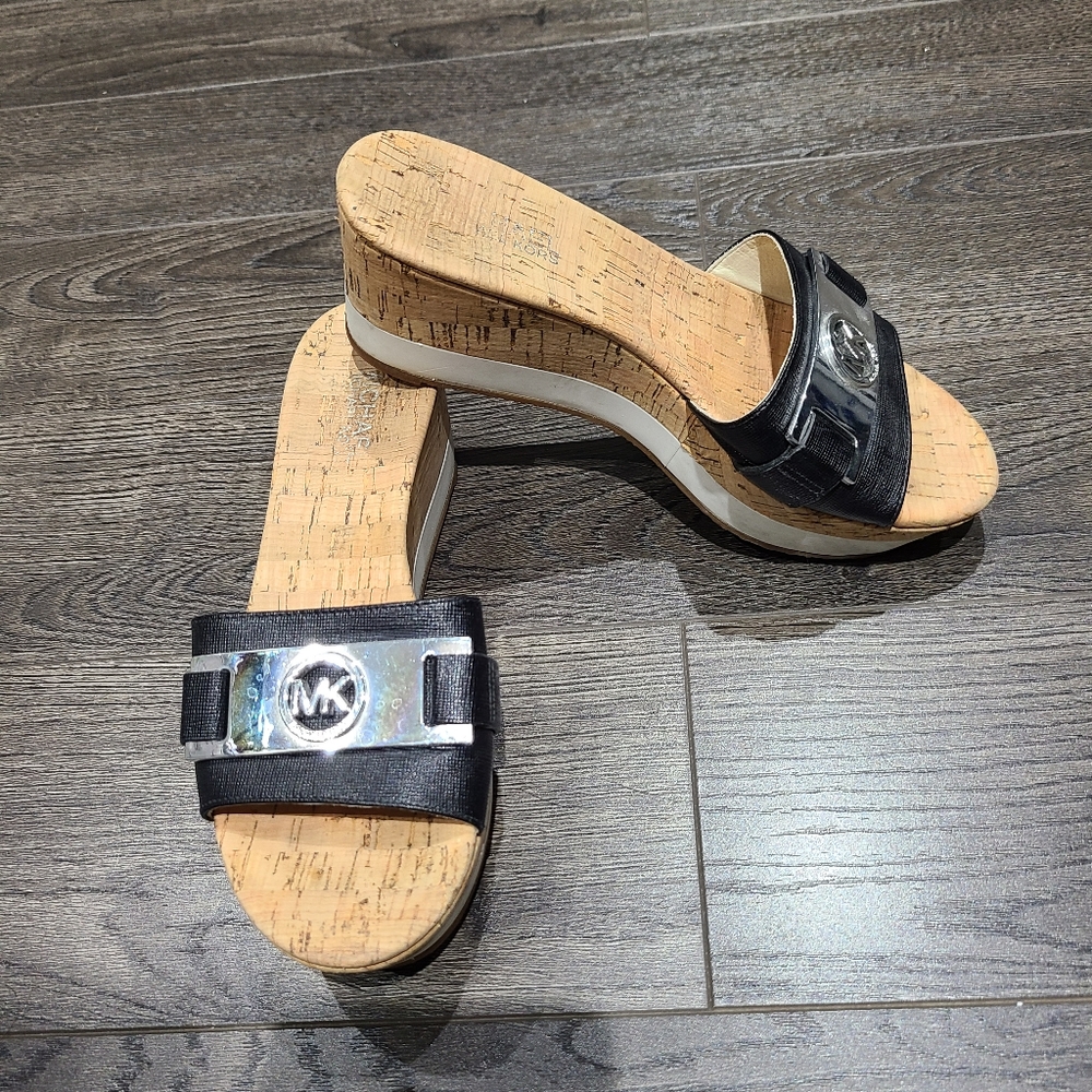 Michael Kors Warren Wedge Slides Size 6